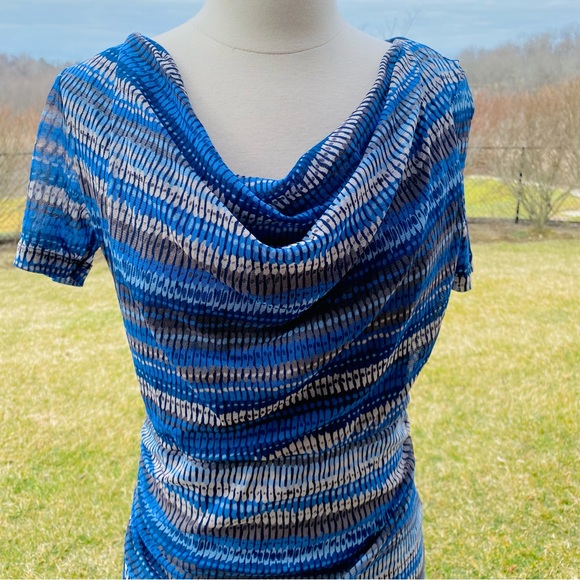 ZERO Geometric Print Dress - Picture 9 of 16